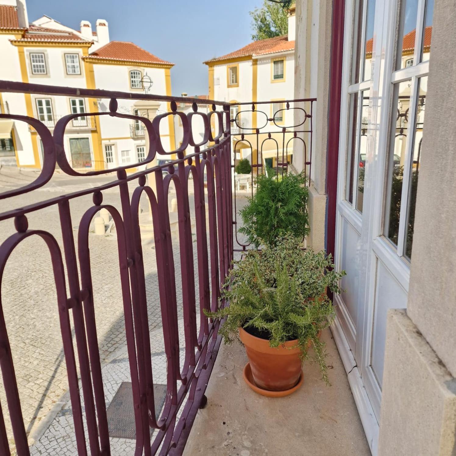 Casinha Da Praça Constância